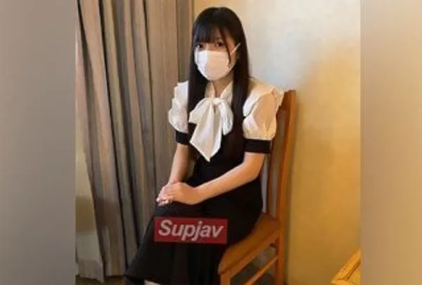 4K偷拍中出 人妻生活费买衣服包包