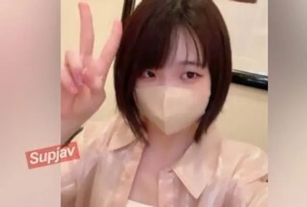 FC2PPV 3801521 美肌小身材 平胸抱感佳 飞机杯式内射