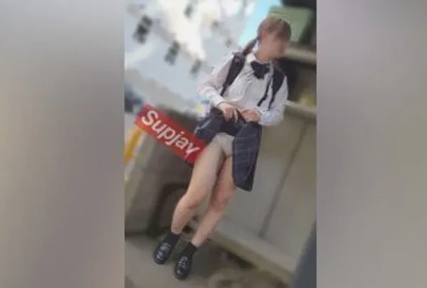 FC2PPV 3835963 双马尾混血美少女酒店拍摄