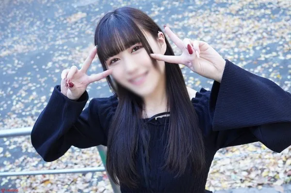 女为游戏30连抽与大叔中出拍摄
