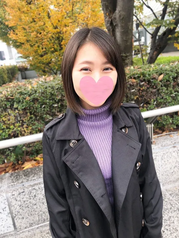 美魔女人妻对年幼君情欲失控 芒果舔弄喘息疯狂