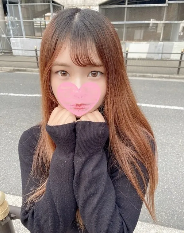我想报答父母大量中出的恩情 心地善良学生女孩