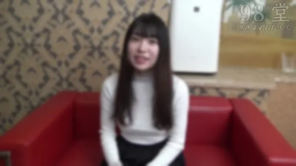 只是年轻就够奢侈的了 明朗可爱的18岁第一次拍摄中出 cd2