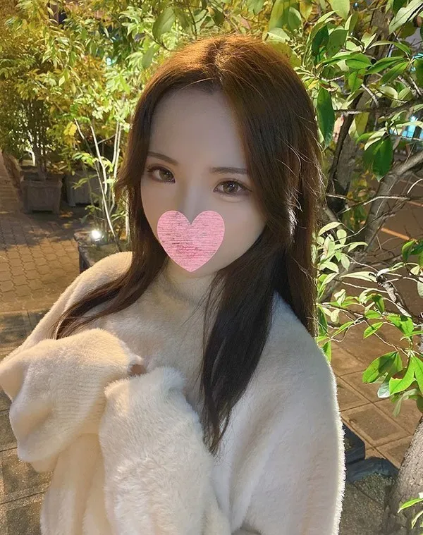 12#30 晒脸无码 苗条白皙美人痴态