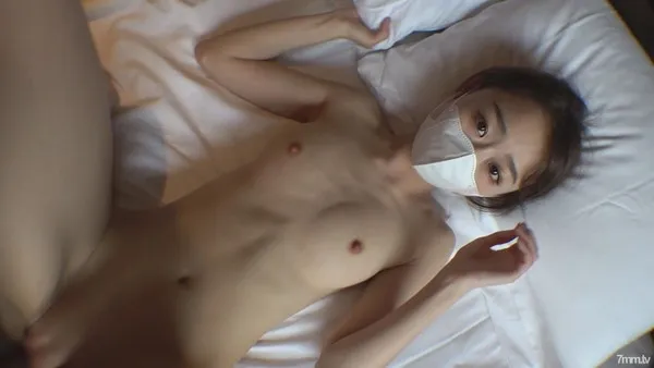潘姑娘天使肌肤 色情摆脱父母束缚