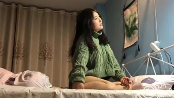 独家流出湖南工业职业技术学院金融管理专业大二美女『陈芊芊』勾引好闺蜜男友被无套暴插内射