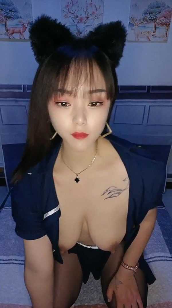 巨乳配御姐 妖娆小妲己直播裸聊
