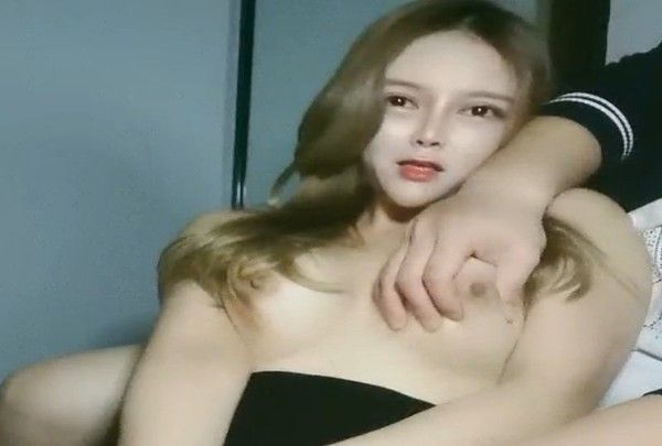 精液榨汁机 神秘女郎大胆榨取精液刺激片