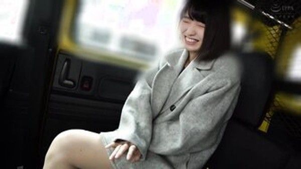 230ORECO049 可爱白皙妹妹街头遥控震蛋羞耻又兴奋