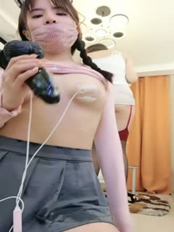 丝袜高跟大长腿高颜值闺蜜直播秀