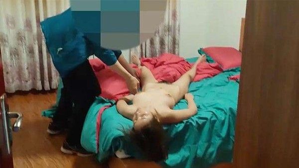 绿帽男找代驾司机迷玩女友