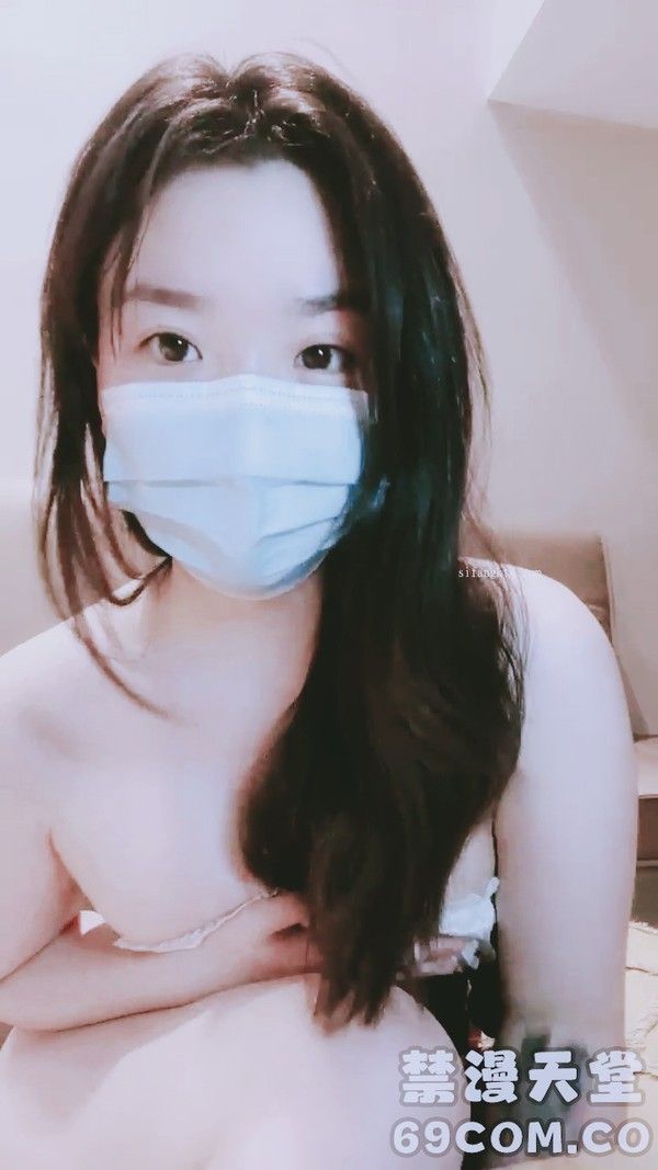 校花级女神小慧同学道具自慰