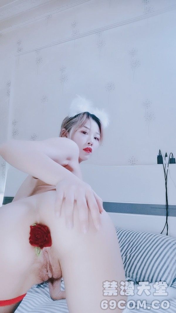 禁漫直播 女仆装妹子全裸自慰