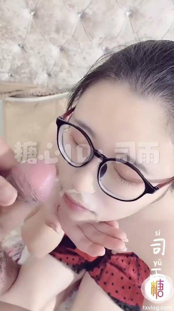 被主人颜射了哦! 素人女优调教反差萌