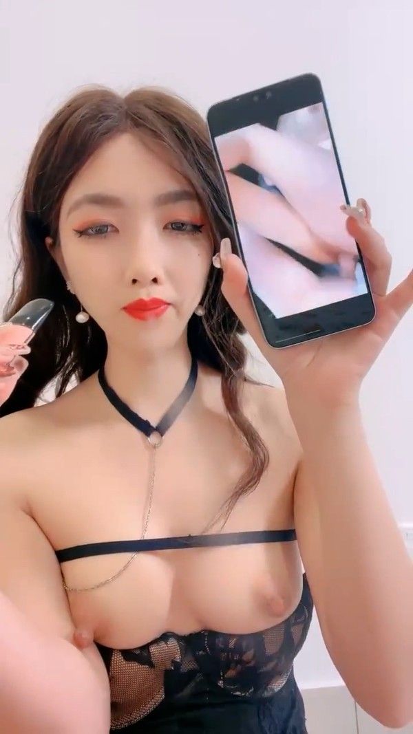 御姐小少妇露脸撩骚分享性爱片段