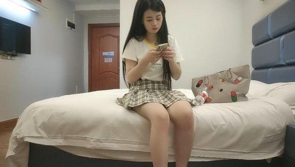 小马 175大长腿清纯女神酒店4K偷拍