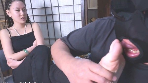 伊晨TJ：双S兔子警官审讯犯人闻屁股分辨警官专用靴子除臭工具木乃伊榨精坐脸滴蜡圣水淋脸2025-08-18
