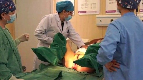 黑料医院女护士的护女生孩子视频流出