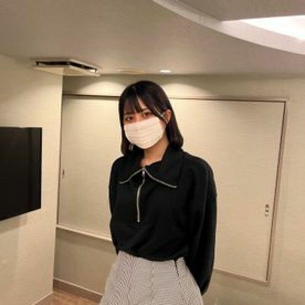 18岁清纯美少女らな 突破约定中出亲密约会