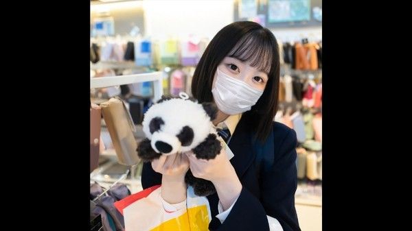 FC精品无码PPV 初顔出し拍摄TikTok偶像梦美女大学生