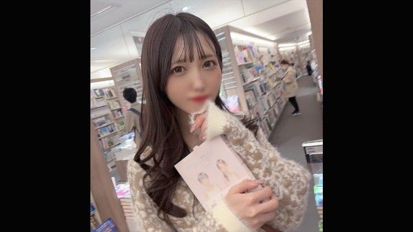FC精品无码PPV 颜出白美脚美人元护士的扭曲性癖