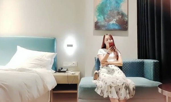 源码高清录制《太子探花》请来神秘嘉宾大战网红脸兼职空姐