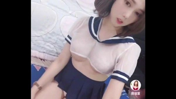 麻豆女神～罗瑾萱～精彩短视频集锦 最新出演AV[宅男意淫強上幻想女神]拍摄花絮及预告