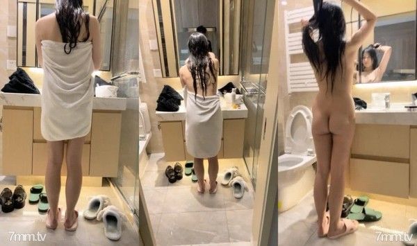 2021.12.5，【生气大灰熊】，新下海女神，新疆美女，酒店私拍，粉嫩高颜值，明星脸，超清画质抠穴洗澡，激情无限